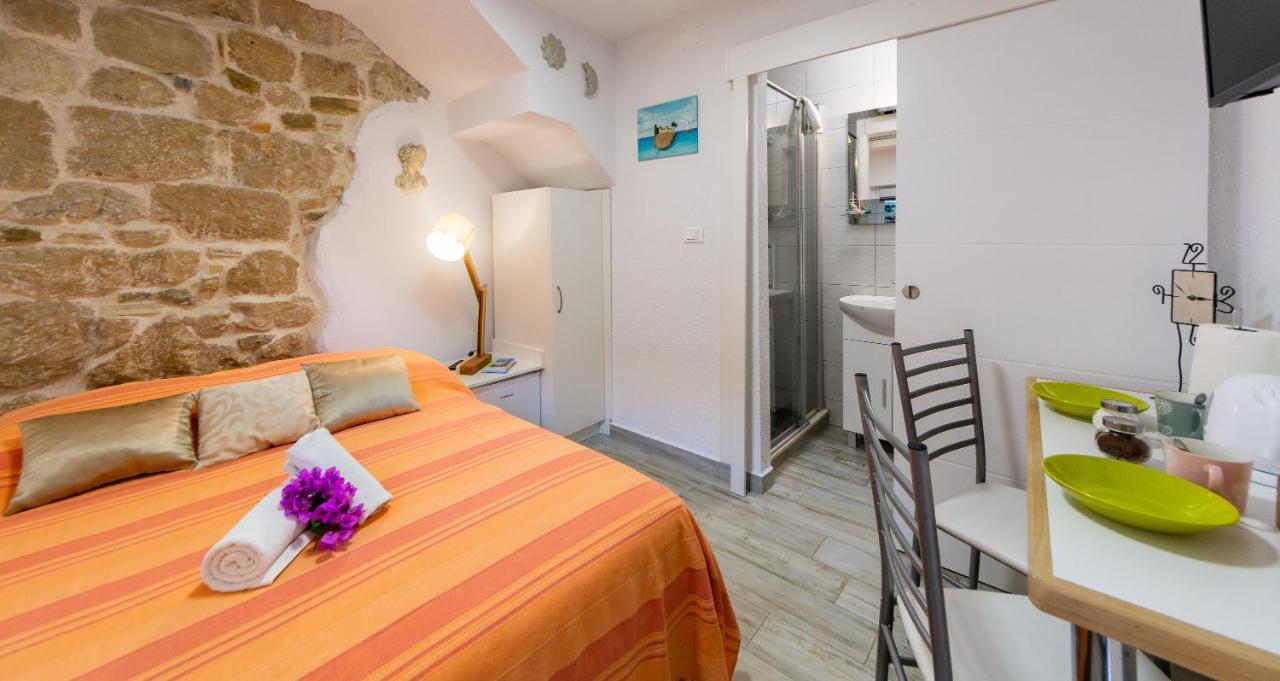 Guesthause Arbor Apartment Сплит Екстериор снимка